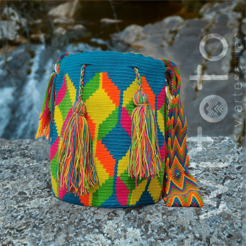 MOCHILA WAYUU DISEÑO #40